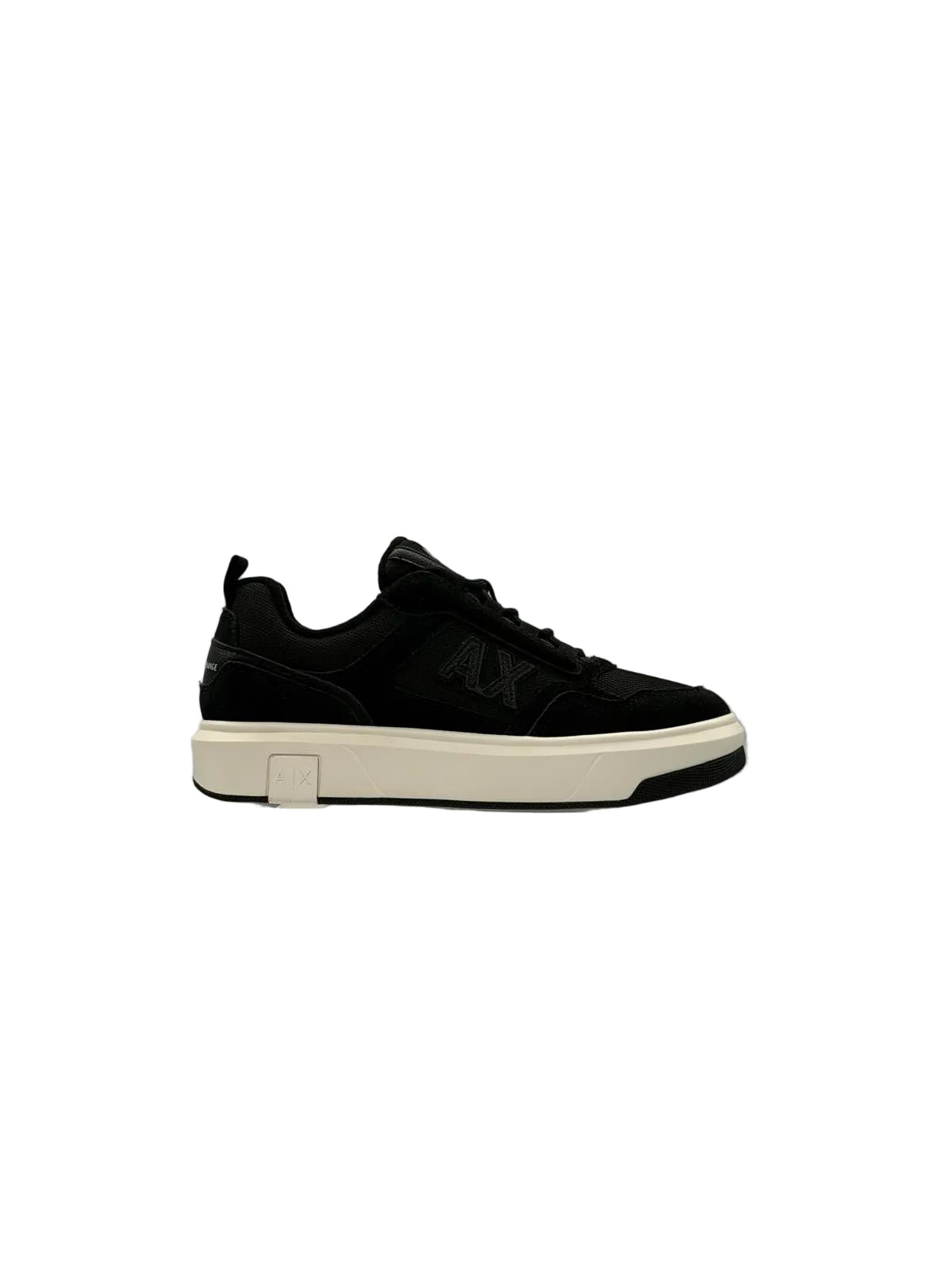 SNEAKERS CON INSERTI IN TESSUTO